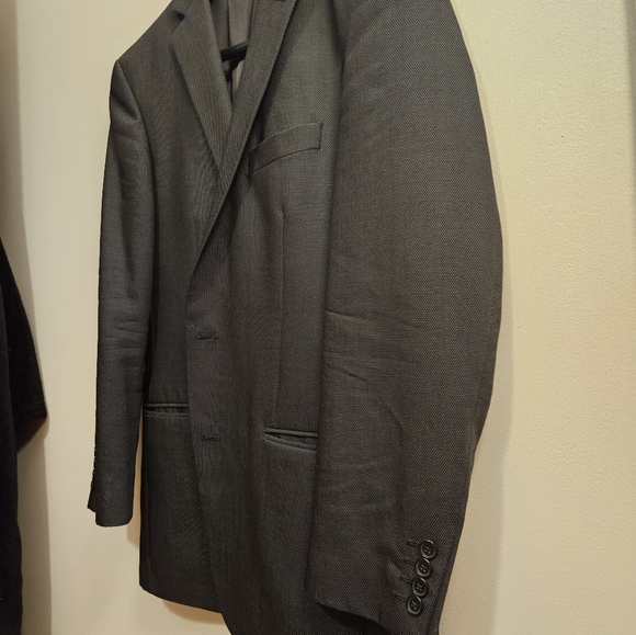 Black with white dot 40R Blazer - Picture 9 of 11